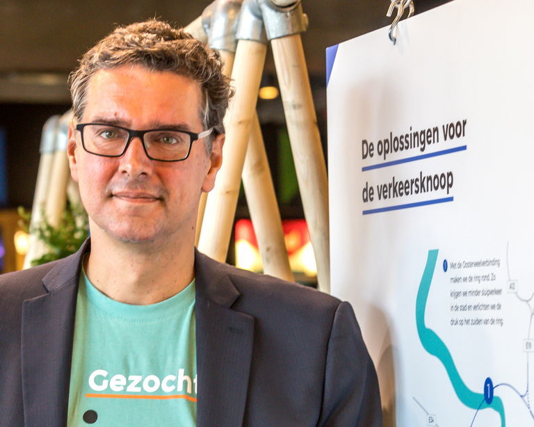 Portretfoto van intendant Alexander D’Hooghe