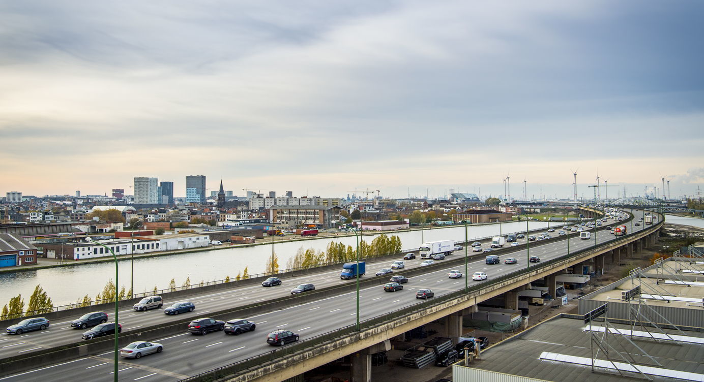 Luchtfoto van het gebied waar in de toekomst het Ringpark Lobroekdok zal komen.